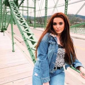 Meet your Posher, Jessica